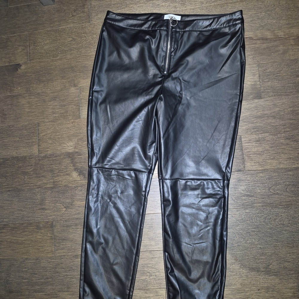 Black Faux Leather Pants - Suzy Shier